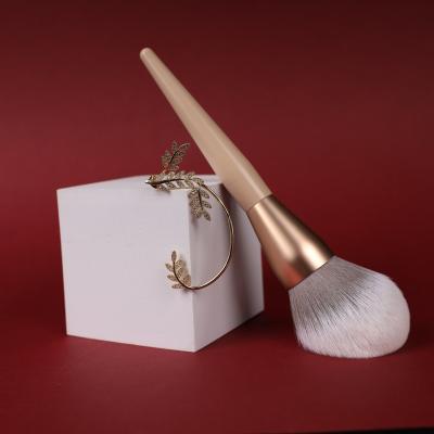 China Fan Brush Premium Wholesale Private Label Rich Hair Degradable Large Powder Gold Soft Single Brush for sale