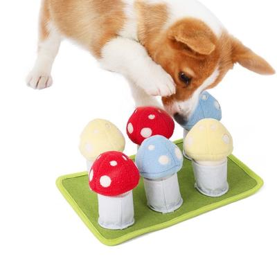 China 2022 New Mushroom Cloth Design Pet Toys Factory Eco-Friendly Soft Chew Viable Squeaky Toys for sale