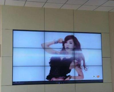 China Super Narrow Bezel 46 Inch Lcd Video Wall With Controller 8bit 16.7m for sale