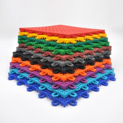 China Polypropylene Pp Interlocking Sports Flooring For Basketball Badminton Court 250x250x13mm for sale