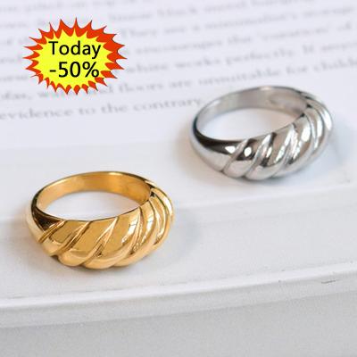 China CLASSIC High Quality 18k Gold Plated Crescent Rings Stainless Steel Rings For Women Rings Fashion Jewelry Wholesale for sale