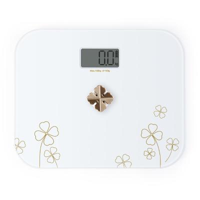 China Sustainable four leaf clover body balance bathroom scale equipped with kinetic energy power generation system no battery and LCD DISP for sale