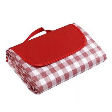 China Portable Outdoor Picnic Mat Folding Custom Handmade Padded Plastic Reuse Outdoor Camping Blanket Waterproof Picnic Beach Mat Price Good Quality Guaranteed for sale