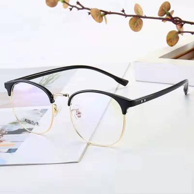 China Comfortable Classic Classic Metal Myopia Glasses TR90 Reading Glasses Design Spectacle Frame New for sale