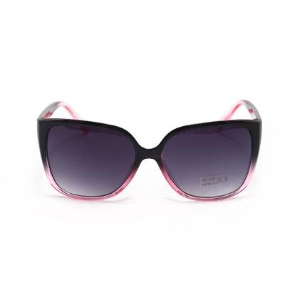 China Fashion Eyewear 2021 Luxury Gradient Oversized Sunglasses Unique Alloy Chain Frame Sunglasses For Women for sale