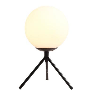 China Bedroom Plug Nodic LED Table Lamp EU/USA for Study Living Room Bedroom Minimalist Around Glass Ball Tripod Desk Lamps Reading Light Lumina for sale