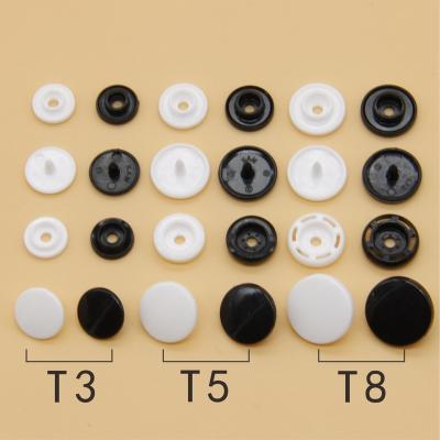 China 1000pcs/bag Washable T3 T5 T8 White/Black Plastic Snap Buttons Fasteners For Cloth Bib Diaper Scarves Sewing Accessories for sale