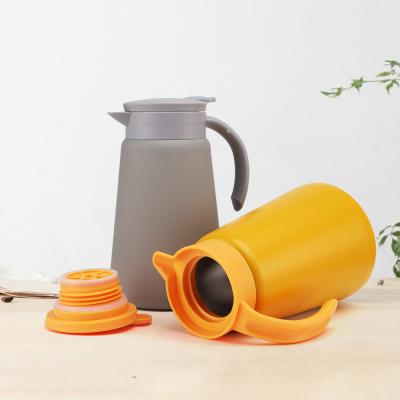 China 1000ML 800ML 600ML Termos Cafetera con bomba para café Certificación de grado alimenticio Personal en venta