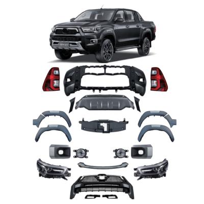 Chine Auto Car avec un kit de carrosserie de type HILUX ROCCO 2021 dans le style de conception Business/Luxury à vendre