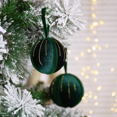 China Foam Eaglegifts 2022 New Product Christmas Ornament Fabric Foam Balls Green Velvet For Home Decoration for sale