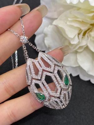 China Oro de lujo Diamond Necklace Custom Jewelry Pendant de la boda 18K en venta