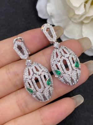 Chine 18K l'or blanc Diamond Earrings Emerald Eyes Full pavent des diamants à vendre