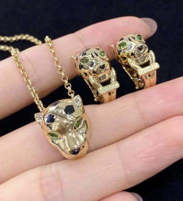 China Luxurious Paris Jewelry With Channel Setting And Sparkling Yellow Gold Famous Jewelry Factory for sale