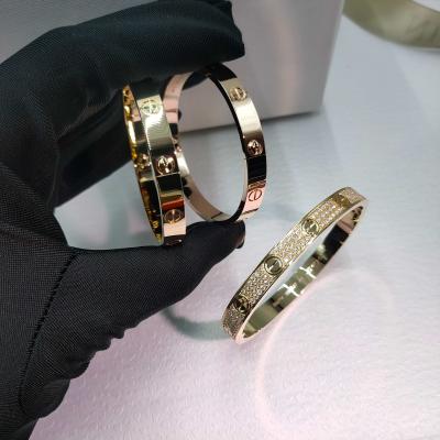 China Hong Kong Gold Love Bracelet 18K Yellow Gold For Jewelry Factory Produtor à venda