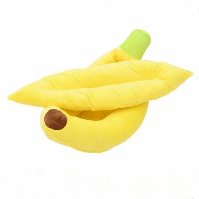 China Nanjing Babytop Pet Products Environmental Banana Pet Bed Cat Bed for sale