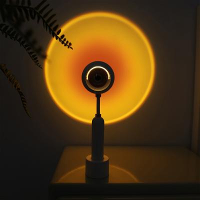 China Amazon Hot Selling RGB Modern Creative Halo Atmosphere Sunset Projector Lamp Led Table Lamp for sale