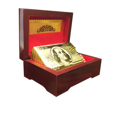 China Souvenirs/Gifts/Entertainment PET Gold Foil Playing Cards GS-18180 With Wooden Box for sale