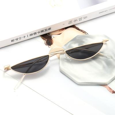 China Fashion new vintage style small metal sunglasses half round small Ben Sunglasses narrow oval sunglasses 2021 for sale