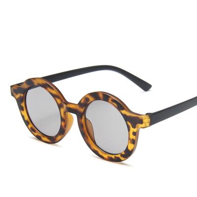 China Fashion Sunglasses 2020 Retro Cute Children Sunglasses Baby Girls Round Leopard Sunglasses Cheap for sale