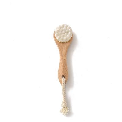 China Make Up Logo Wooden Soft Make Up Portable Custom Face Cleansing Brushes for sale