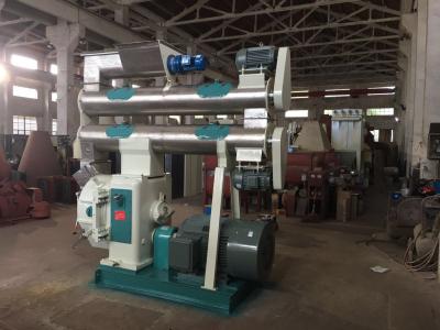 China Fisch-Vieh 160kw 20. Ring Die Wood Pellet Mill Hühnerzieht die Herstellung der Maschine ein zu verkaufen