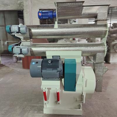 China Máquina horizontal 55KW 10mo del fabricante de la alimentación de Ring Die Pellet Mill Chicken en venta