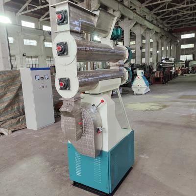 China Cadena de producción de la pelotilla de la alimentación de Ring Die Pellet Mill Wood de la impulsión de correa pequeña 1a en venta