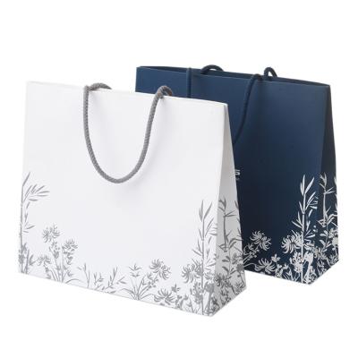 China Kundenspezifischer Designer Paper Bags With Ihr Logo For Gift Packaging Bag zu verkaufen