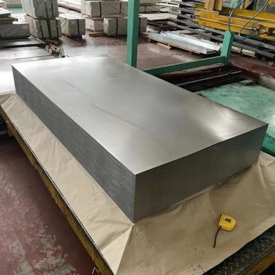 Cina il piatto rivestito del ferro galvanizzato dello Zn di 0.5mm ha laminato a freddo laminato a caldo per il tetto in vendita