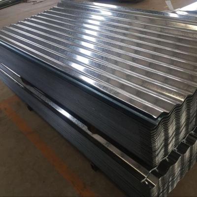 China materiais telhando duráveis resistentes galvanizados 0.105-0.8mm do vento da folha do telhado à venda