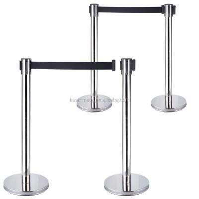 China Stainless Steel / Iron Stainless Steel / Classic Iron Bracket Crowd Control , Airport Barricade for sale