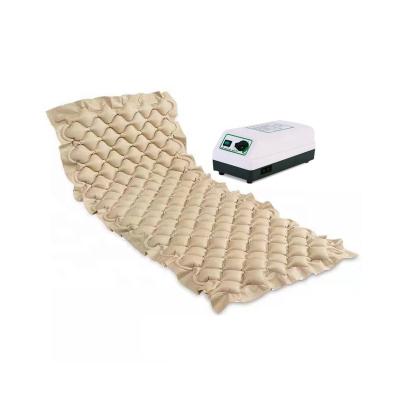 Cina China Wholesale Economic Foldable Spherical Wave Homecare PVC Medical Anti-decubitus Air Mattress For Patient in vendita