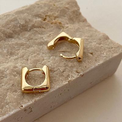 China Maxery Korean Minimalist Temperament Earrings CLASSIC Retro French Geometric Square Metal Earrings for sale