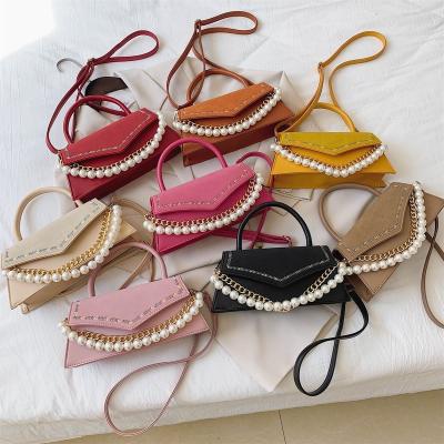 China Fashion Pearl Chain Purse Clips Soft New Fashion One-shoulder Female Tote Bags Cross-Body Bags Women Handbag for sale