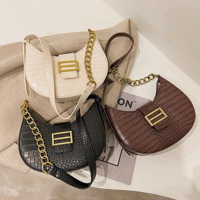 China Fashion Retro Vintage Bags 2020 New Popular Purple Ladies Shoulder Bag Saddle Bag for sale