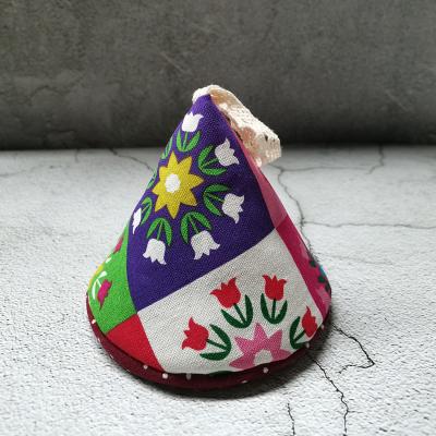 China Modern Japanese style cute triangle pot cover kitchen pot handle insulation anti-scalding cloth for sale