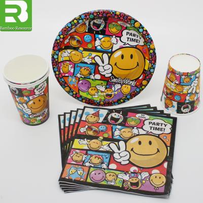 China Disposable Kids Paper Cups Plates And Napkins Party Set Fluorescent Wrapping Paper for sale