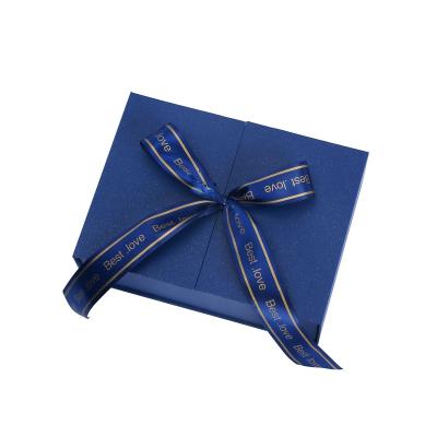 China Recyclable Wholesale Creative Exquisite Wedding Gift Box With Ribbon for sale