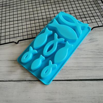 China 8-Piece Silicone Soap Epoxy Mold Fish Mold Irregular Chocolate Ice Cube Fish Mold Handmade Jelly/Pudding Mold for sale