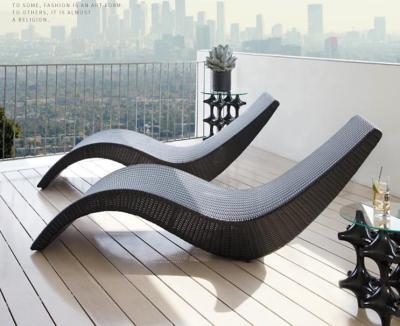 China Modern Design S Shape Wicker Rattan Swimming Pool Modern Plastic Sun Lounger Outdoor Beach Chair for sale