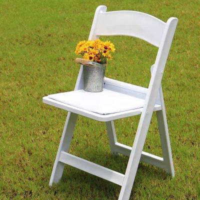 China Contemporary Outdoor Banquet Wimbledon Plastic Resin Padded White Wedding Folding Folding Chairs For Events Wooden Folding Chairs for sale