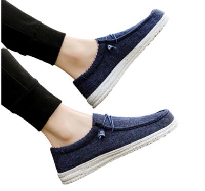 China Fashion Trend 2023 New Styles Canvas Casual Slip On Loafer Mens Fashion Leisure Walking Boat Shoes New Man Outdoor Canvas Shoes For Men for sale