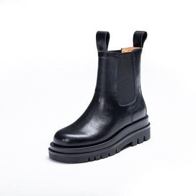 China Printed 2023 Luxury High Quality Designer Chelsea Boots Women Platform Ladies Boots Deep Leather--pipe soled Mid-tube Chelsea Shoes for sale