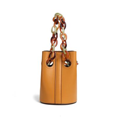 China European and American niche new rock design scrub bucket bag shoulder bag with acrylic chain for sale