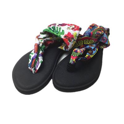 China Fashion trend fancy lady hawaii lady chappal slippers for beach vacation for sale