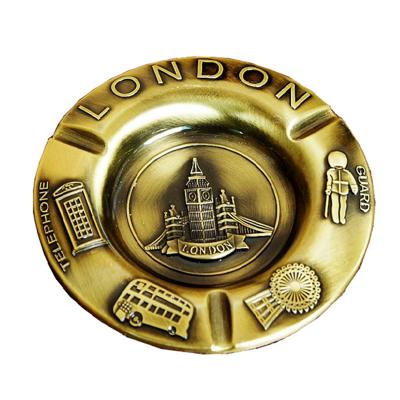 China Kingtop Brand London Souvenirs Antique Brass Cigarette Tourist Bronze Ashtray Gifts Antique Brass Ashtray for sale