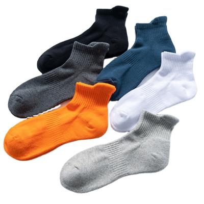 China High Quality Antibacterial Men's Arch Cushion Ankle Support Custom Fashion Sports Socks for sale