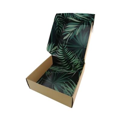 China Recyclable custom 1 sided printed corrugated shipping boxes, apparel packaging boxes. for sale