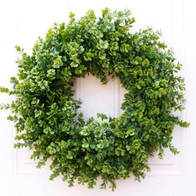 China 16inch Pure Handmade Wholesale Artificial Green Boxwood Wreath for sale