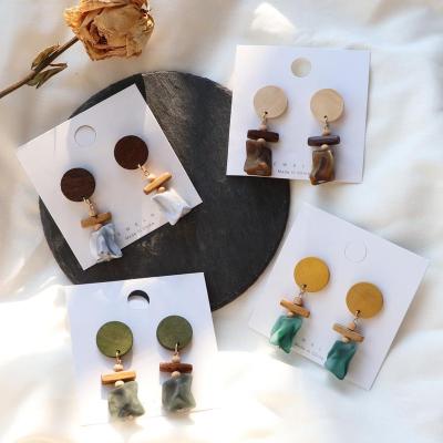 China High Quality Polymer Clay Stud Earrings Korean Wood Clay Stud Earrings Jewelry for sale